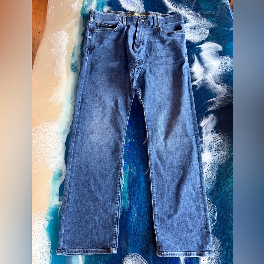 NWOT LEE Blue SLIM FIT STRAIGHT LEG 36WX32 laundered once OFFER PLEASE!